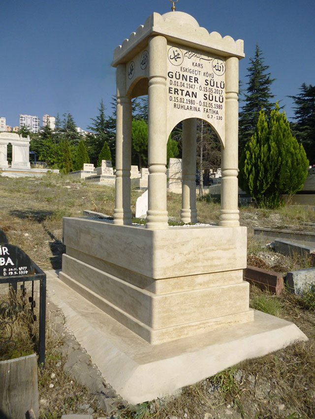 Kubbe Ay Yıldız Şeklinde 5’lik Traverten Mezar